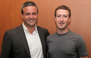 Iriarte y Zuckerberg. - Crédito: Tigo Colombia